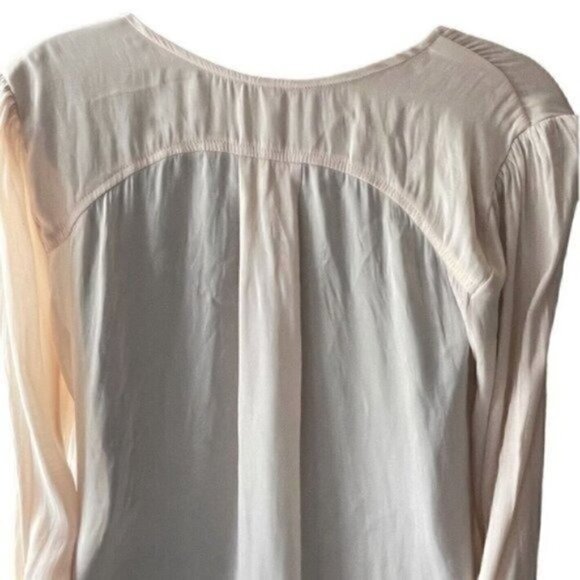 Free People V-Neck Long Sleeve With Rouching Puff Shoulder Pale Peach Women’s S - Picture 6 of 9